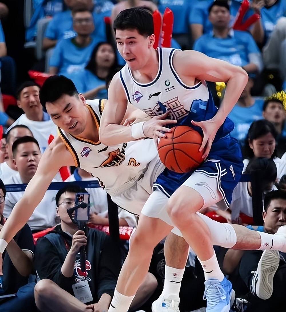 上海男篮坐镇主场，备战强敌(上海男篮坐镇主场,备战强敌是谁)