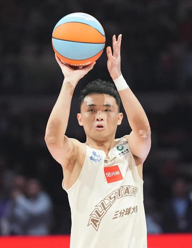 福建济南取得关键胜利保持不败的简单介绍