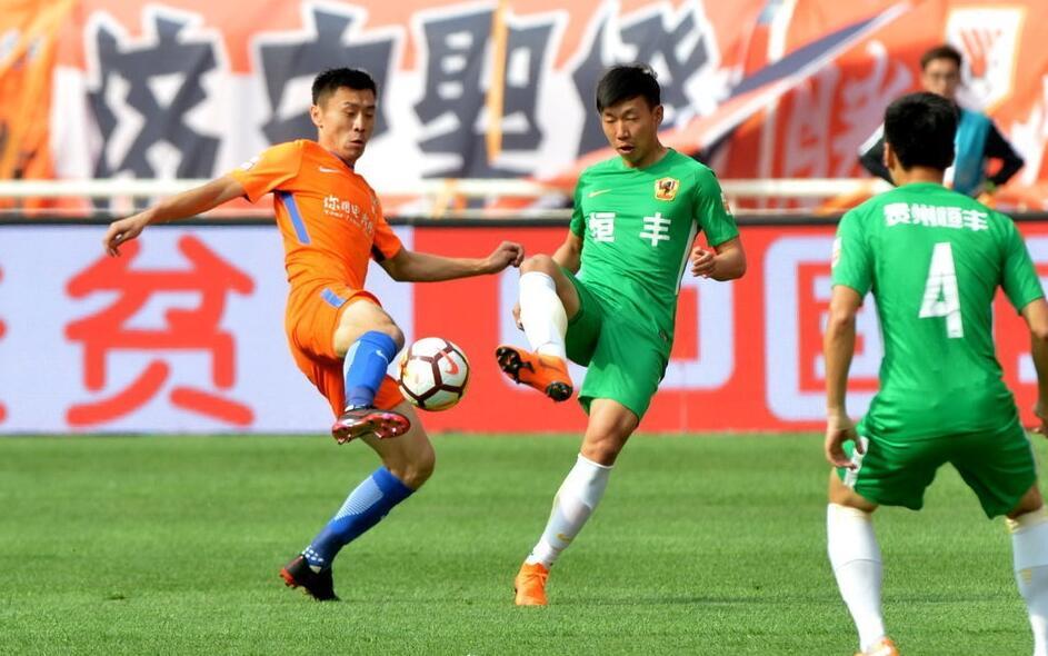 鲁能击败富力，取得新赛季首场胜利(2020鲁能对富力视频录像回放)